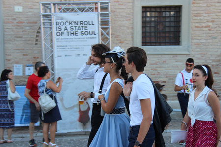 Senigallia, Italy 12 August 2019 is an international music festival focused on the US music and culture of the fifties. In the photo: people dressed up in the 50s style Summer Jamboreeのeditorial素材