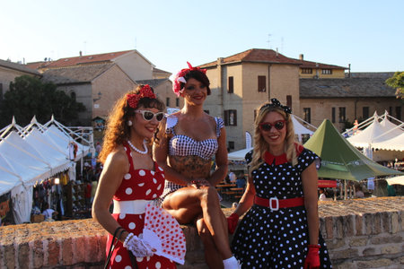 Senigallia, Italy 12 August 2019 is an international music festival focused on the US music and culture of the fifties. In the photo: people dressed up in the 50s style Summer Jamboreeのeditorial素材