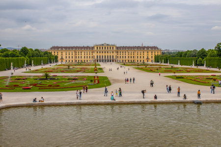 Schonbrunn Palace was the main summer residence of the Habsburg rulers, located in Hietzing, Viennaのeditorial素材