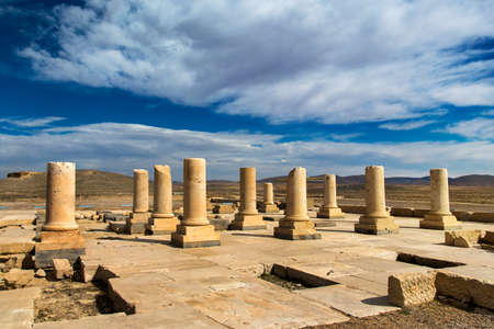 Ruins of the royal palace of Cyrus the Great, Pasargad (Unesco World Heritage List, 2004), Iran. Achaemenid civilisation, 6th century BC.のeditorial素材
