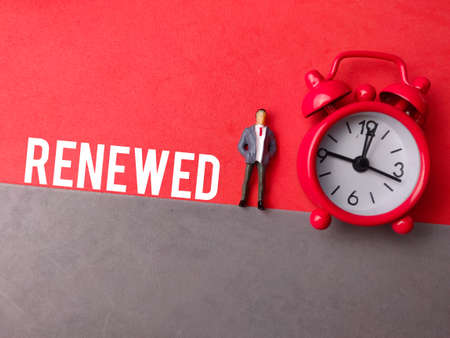 Top view miniature people with text Q AND A on white backgroundの写真素材