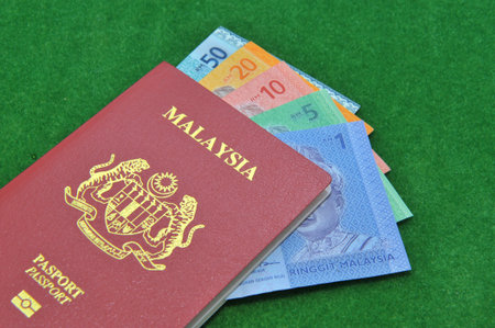 Malaysia bank notes and Malaysia Passport