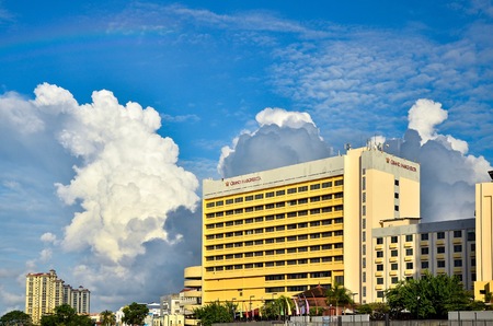 Shot of Grand Margherita Hotel in Kuching Sarawak, Malaysia. Sarawakâs first international hotel, it is located by the riverfront and commands an unrivalled view of the picturesque Sarawak River and colourful Malay villages. âのeditorial素材