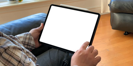 using digital touchscreen tablet with stylus pen and smart keyboard