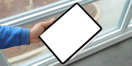 using digital touchscreen tablet with stylus pen and smart keyboard