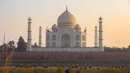 World wonder Taj Mahal Agra Indiaのeditorial素材