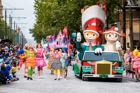 Adelaide, South Australia - November 12, 2016: More than 250.000 came to the city centre to see 172 colourful sets of floats, bands, dancers, clowns and Father Christmas. The Credit Union Christmas Pageant is one of the biggest events in South Australiaのeditorial素材