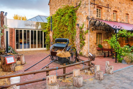 Hahndorf, South Australia - April 9, 2017: Horse drawn car near Old Mill Hotel of Hahndorf in Adelaide Hills area during autumn seasonのeditorial素材