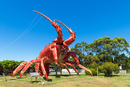 Kingston SE, South Australia - February 14, 2021: The Big Lobster is a tourist attraction on the way to Mount Gambier known locally as Larry the Lobster. The sculpture is made of steel and fibreglass and was intended to attract attention to the local restのeditorial素材