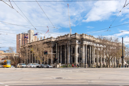 Adelaide, South Australia: September 2, 2019: Old Parliament House building viewed across North Terrace on a bright dayのeditorial素材