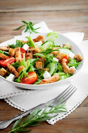 Salad with roasted chicken, tomatoes and fetaの写真素材