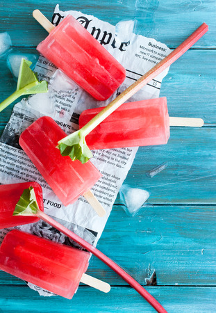 Refreshing popsicles made from homemade rhubarb juiceの写真素材