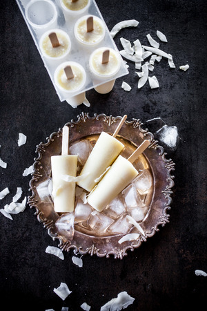 Popsicles made from pineapple and coconutの写真素材