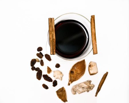 Mulled wine, cinnamon and raisinsの写真素材