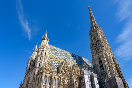 St. Stephen's Cathedral, the main cathedral in Vienna, Austriaの写真素材
