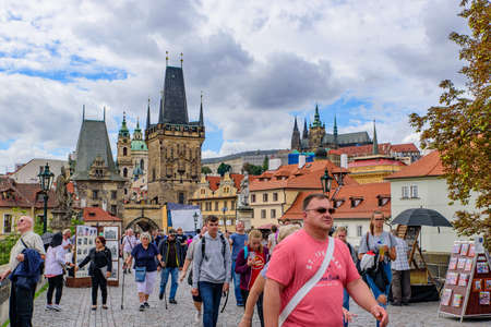 People on the Charles Bridge in Prague, Czech Republicのeditorial素材