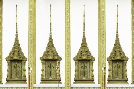 windows in templeの写真素材
