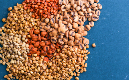 Composition with dried fruits and assorted nuts