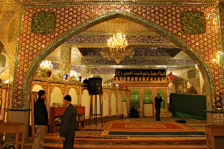 Lebanon, Baalbek; February 14th 2011 - The shrine of Sayyida Khawla, the daughter of Imam Hussein and great granddaughter of Prophet Muhammad, is a religious tourist attraction which greets you at the southern entrance of the city of the sun, Baalbek, whiのeditorial素材