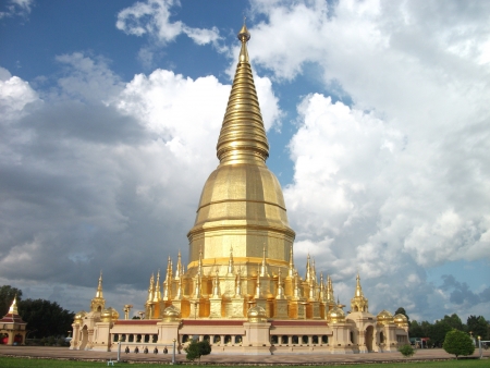 Temple at Lamphun in Thailandの素材