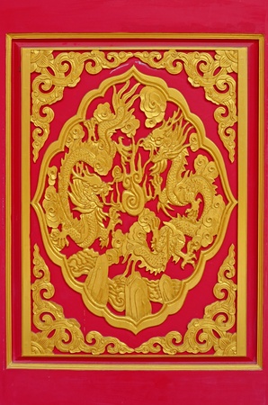 Red door   golden dragonの写真素材