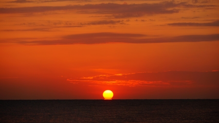 Sunset at Chaam beach Thailandの写真素材