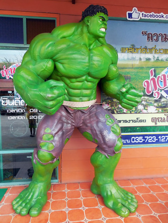 AYUTTAYA ,THAILAND- AUGUST 10, 2014: The Hulk model at Thung Bua Chom floating marketのeditorial素材