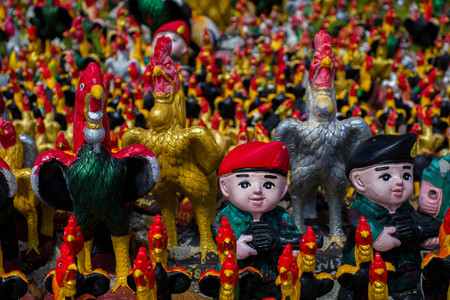 Chicken statue Army.の写真素材