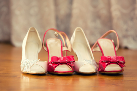 two couples shoes of pink and white colorの写真素材