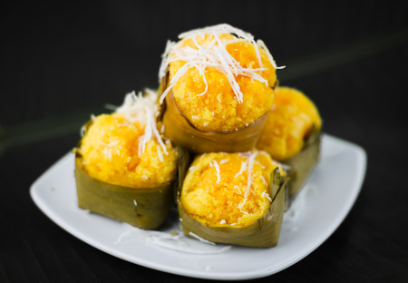 Tan banana dessert