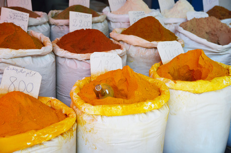 Spices in Arabic store including turmeric and curry powderの写真素材