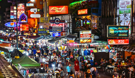 BANGKOK, THAILAND - JAN 24, 2018: Yaowarat Road, the main street of Chinatown in Bangkok, Thailand at nightのeditorial素材