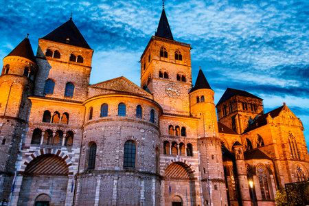 TRIER, GERMANY - AUG 4, 2022: The High Cathedral of Saint Peter in Trier, in the state of Rhineland-Palatinate, Germanyのeditorial素材