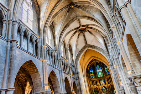 REIMS, FRANCE - AUG 6, 2022: Interior of St. James Church in Reims, Franceのeditorial素材