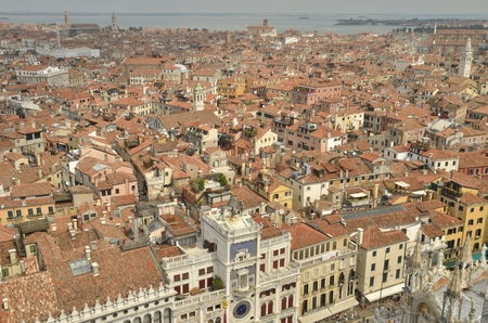 Cityscape of Venice, seen from the tower of Saint Mark, Italy.のeditorial素材