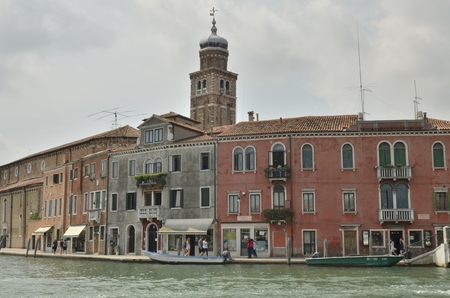 Canal in Murano, a series of islands linked by bridges in the Venetian Lagoon, northern Italy.のeditorial素材