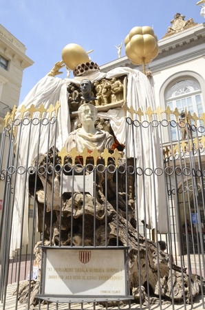 Memorial monument to the catalan philosopher Francesc Pujols ahead of the Dali Theatre and Museum in Figueres, a city of Girona, Catalonia, Spain.のeditorial素材