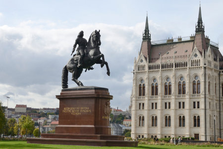 Budapest, Hungary - October 22, 2021: Equestrian statue of a Hungarian hero in front of the Parliament in Budapest, Hungary.のeditorial素材