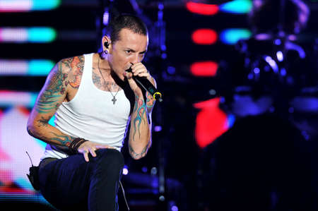 BANGKOK THAILAND SEPTEMBER 23 :Chester Bennington of Linkin Park perform on Linkin Park Live in Bangkok A Thousand Suns World Tour 2011 at Impact Maungthong Thani, September 23,2011 Bangkok Thailandのeditorial素材