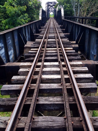 Rail into the cityの素材