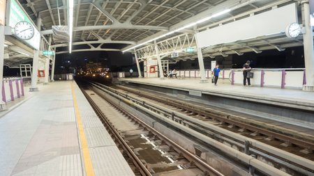 Bangkok, Thailand - jan 22, 2018:  metro subway station in Silom MRT subway station Railroad tracksのeditorial素材