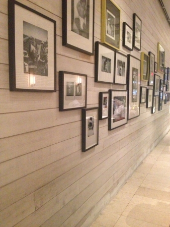 photo frames on wallの素材