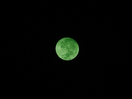 Full green moon - Superzoom の写真素材