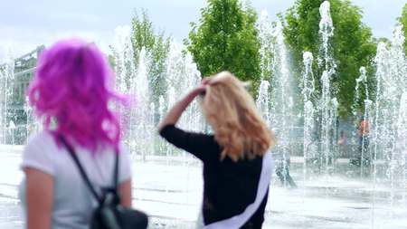 Moscow city park Museon fountain. Hot summer in the cityの写真素材