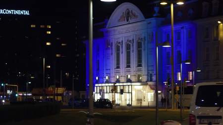 VIENNA, AUSTRIA - AUGUST 11, 2017. Wiener Konzerthaus or concert hall at nightのeditorial素材