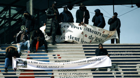 PARIS, FRANCE - APRIL 4, 2024. Black people protesting for better insurance conditions for small entrepreneursのeditorial素材