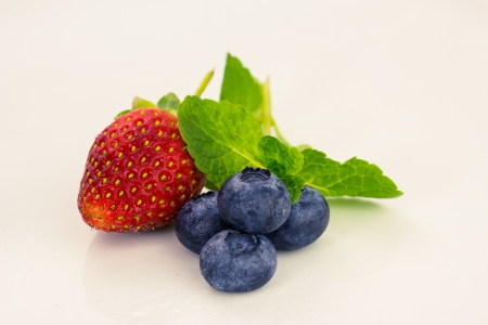 Strawberries and Blueberriesの写真素材