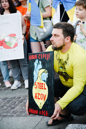 Cracow. Poland. 25/06/2022 International Peace Rally. Ukrainians ask to release defenders from Azovstal. War in Ukraine. Stay with Ukraineのeditorial素材