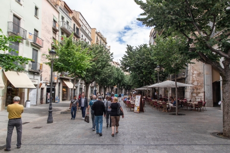Tree-lined pedestrian street of Girona, Spainのeditorial素材