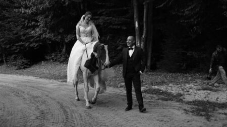 wedding horse walk, typical Ukrainian wedding Lviv Ukraine 19.09.19.のeditorial素材